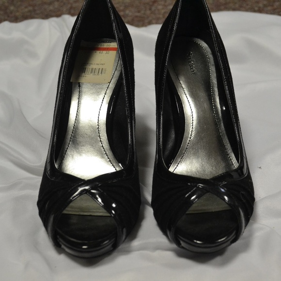 Patent leather shoes and handbag set - Picture 5 of 5